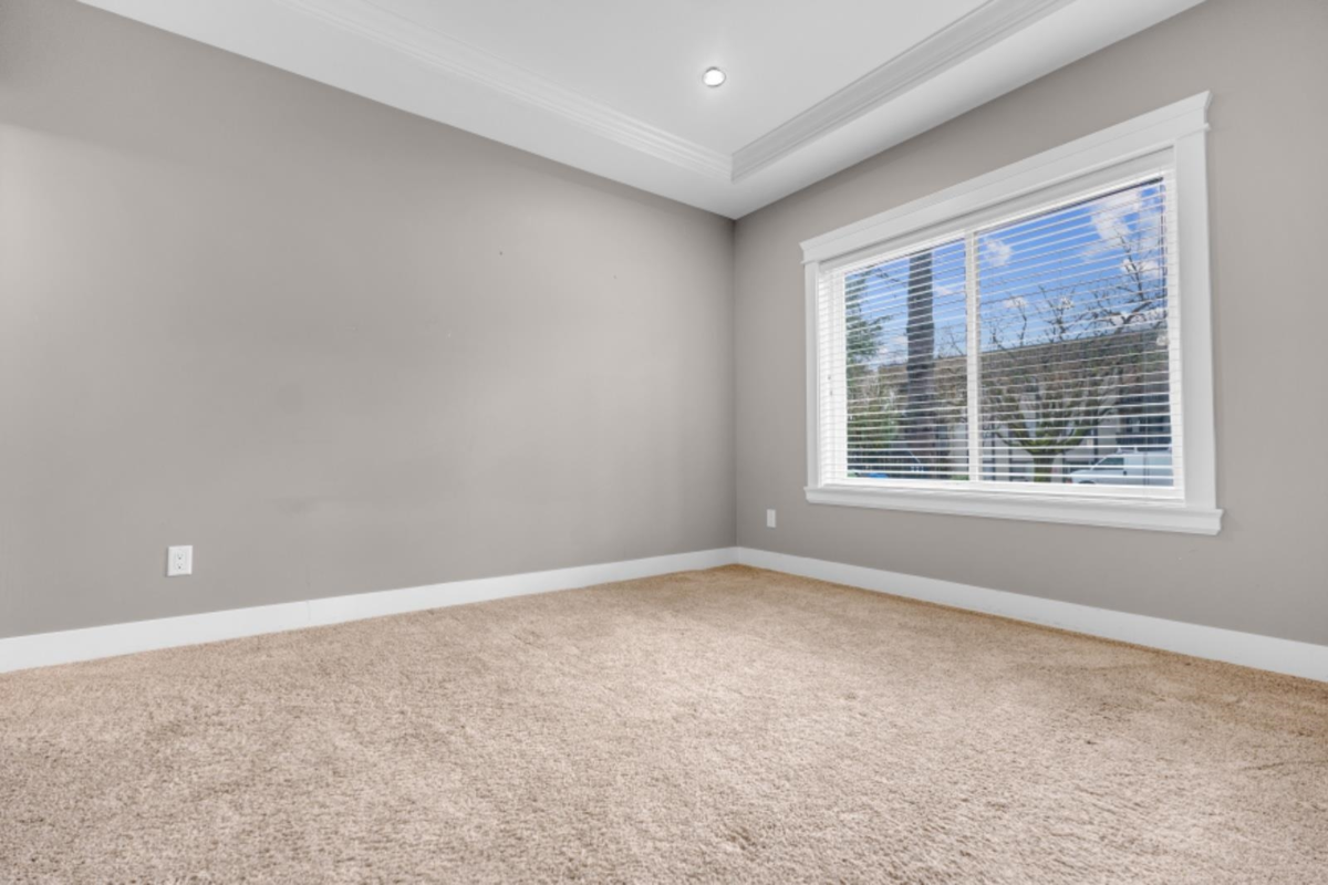 Hallway Photo of 2775 Mccallum Road, Abbotsford, BC