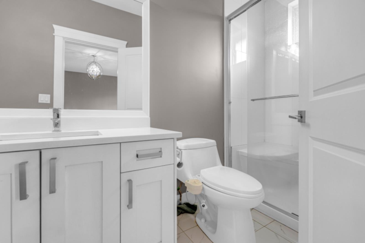 Outdoor Deck Photo of 2775 Mccallum Road, Abbotsford, BC