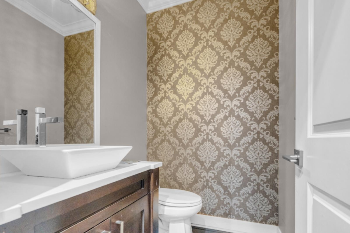 Swimming Pool Photo of 2775 Mccallum Road, Abbotsford, BC