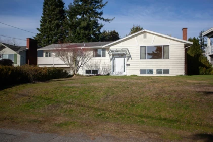 14451 Mann Park Crescent, White Rock, BC, White Rock — Single Family Residence for sale