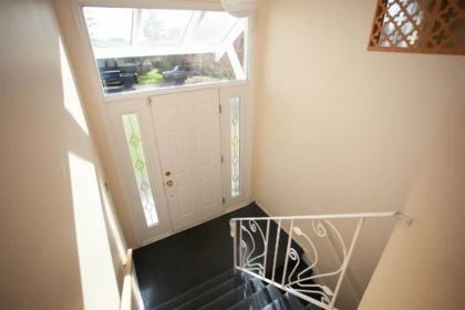 14451 Mann Park Crescent, White Rock, BC, White Rock — Single Family Residence for sale