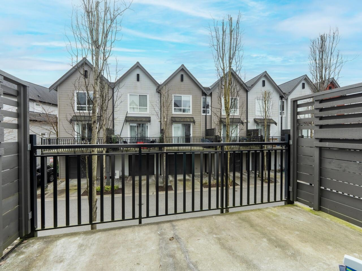 Basement Recreation Room Photo of 59 2310 Ranger Lane, Port Coquitlam, BC