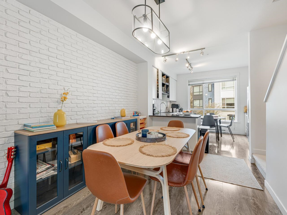 Family Room Photo of 59 2310 Ranger Lane, Port Coquitlam, BC