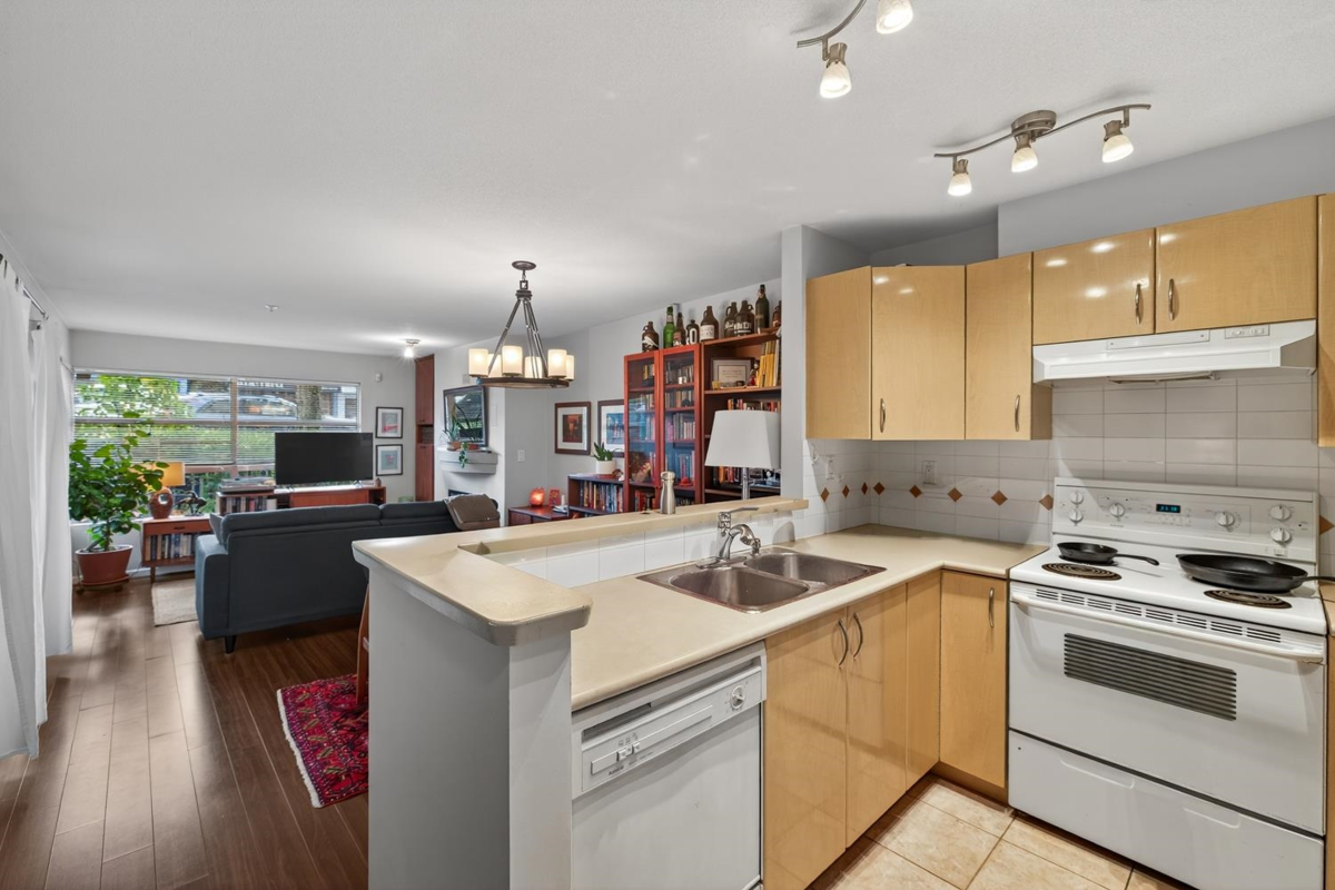Kitchen Island Photo of 106 2983 W 4th Avenue, Vancouver, BC