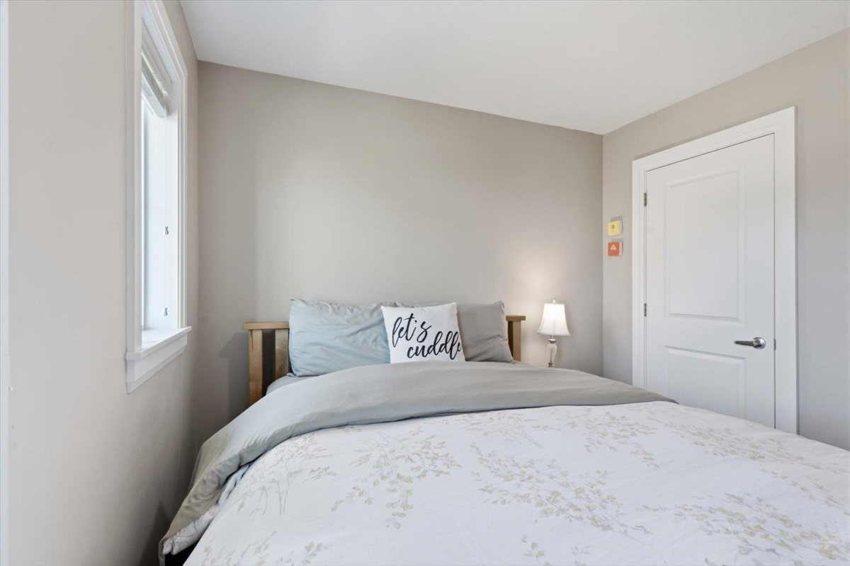 Hallway Photo of 44695 Anglers Boulevard, Chilliwack, BC