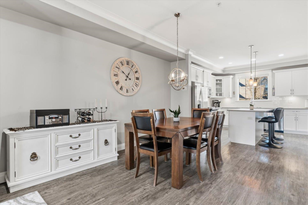 Primary Bathroom Photo of 44695 Anglers Boulevard, Chilliwack, BC