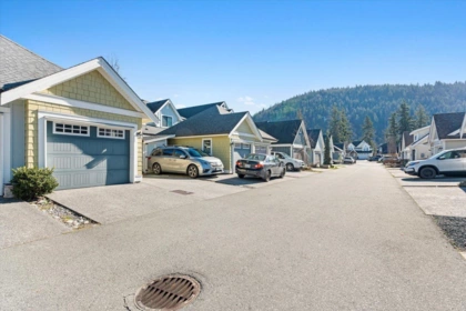 Aerial View of 44695 Anglers Boulevard, Chilliwack, BC