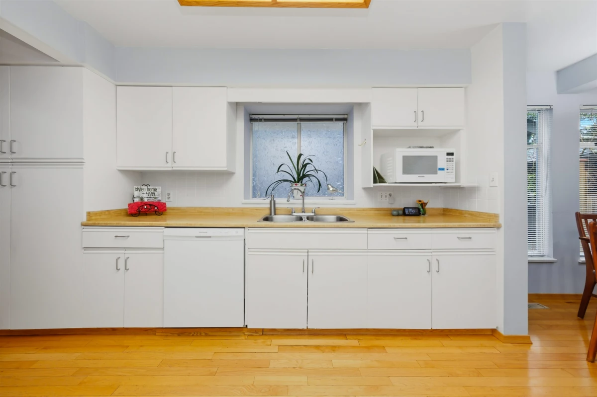 Primary Bathroom Photo of 1485 Percy Court, North Vancouver, BC