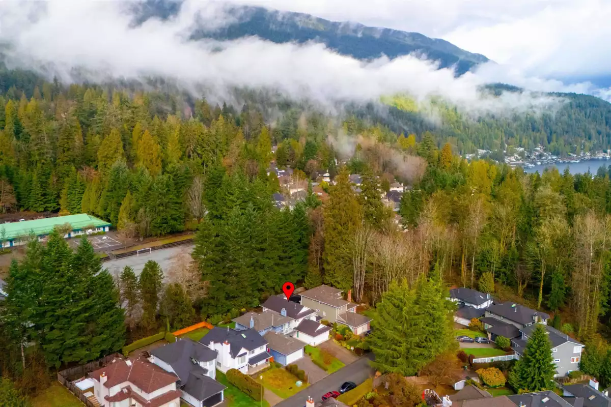 Swimming Pool Photo of 1485 Percy Court, North Vancouver, BC