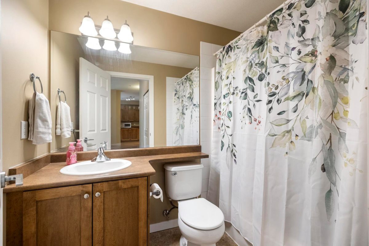 Garage Interior Photo of 328 13277 108 Avenue, Surrey, BC