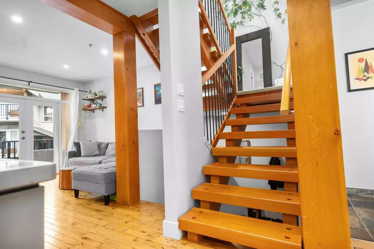 Guest Bathroom Photo of 19 39758 Government Road, Squamish, BC