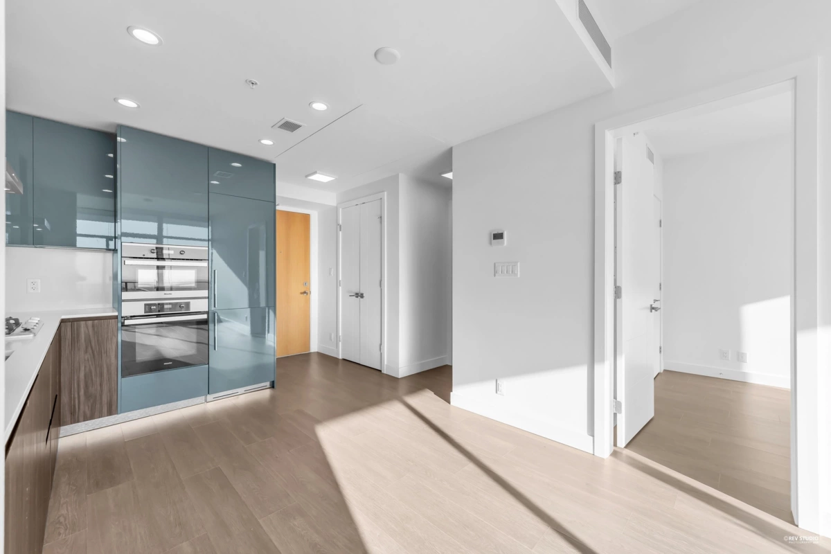 Breakfast Nook Photo of 1505 6511 Sussex Avenue, Burnaby, BC