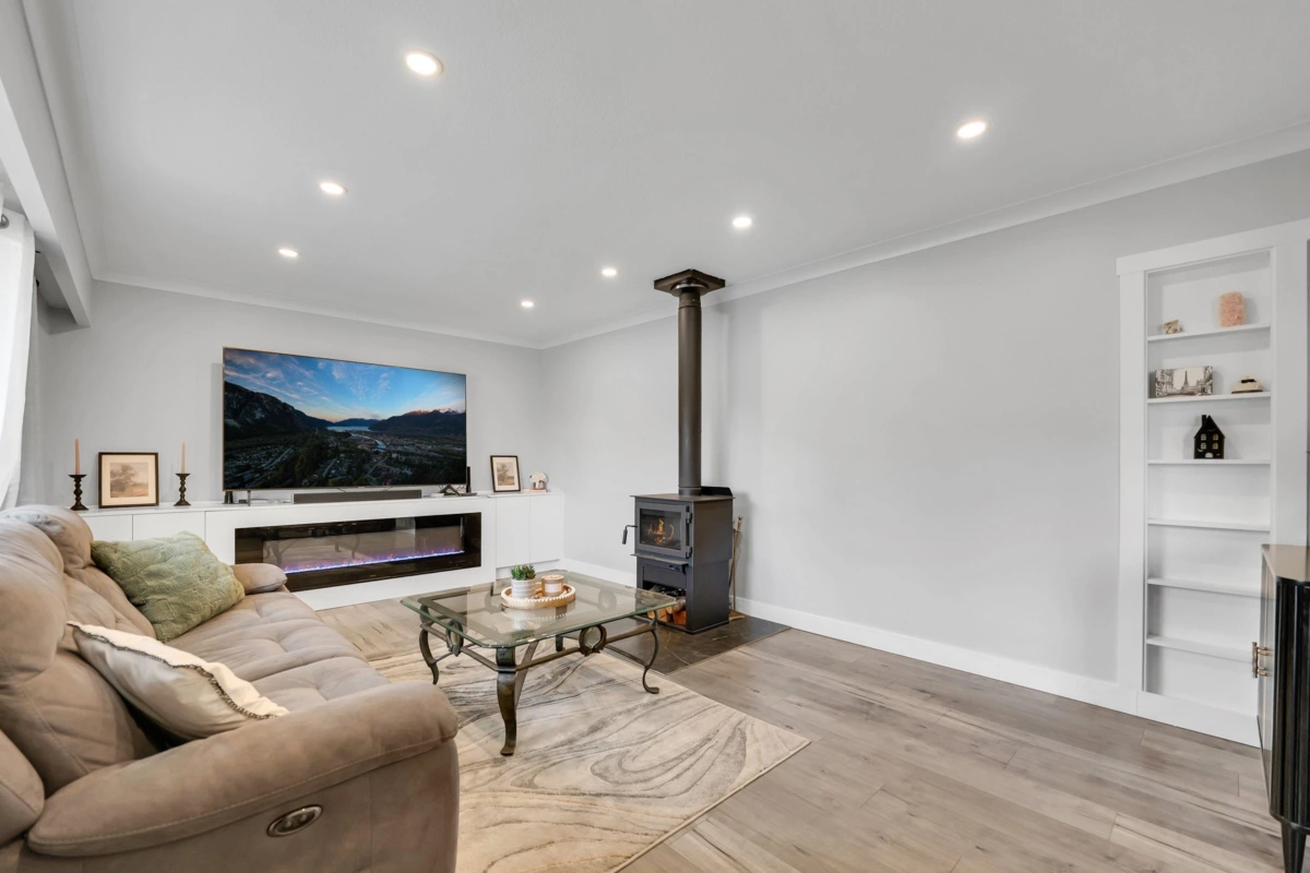 Exterior Rear Photo of 2026 Garibaldi Way, Squamish, BC