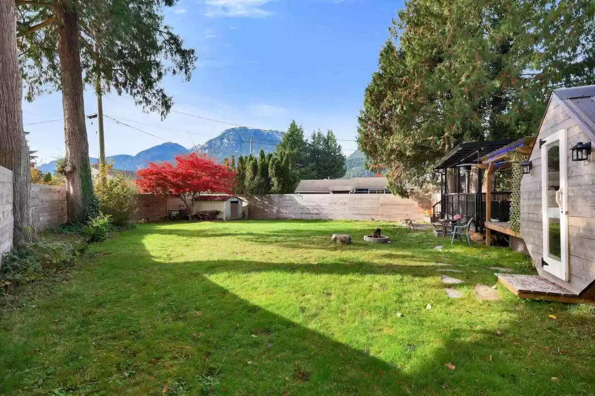 Mudroom Photo of 2026 Garibaldi Way, Squamish, BC