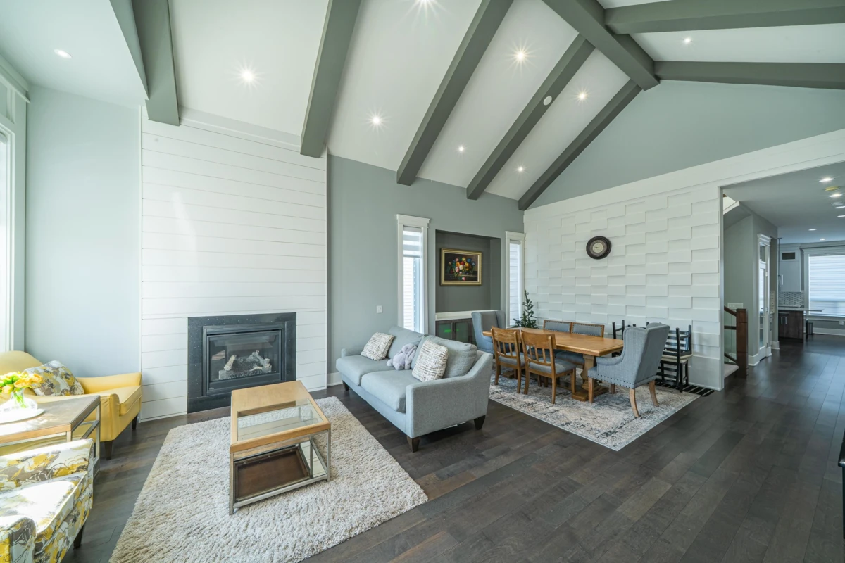 Family Room Photo of 15441 76b Avenue, Surrey, BC