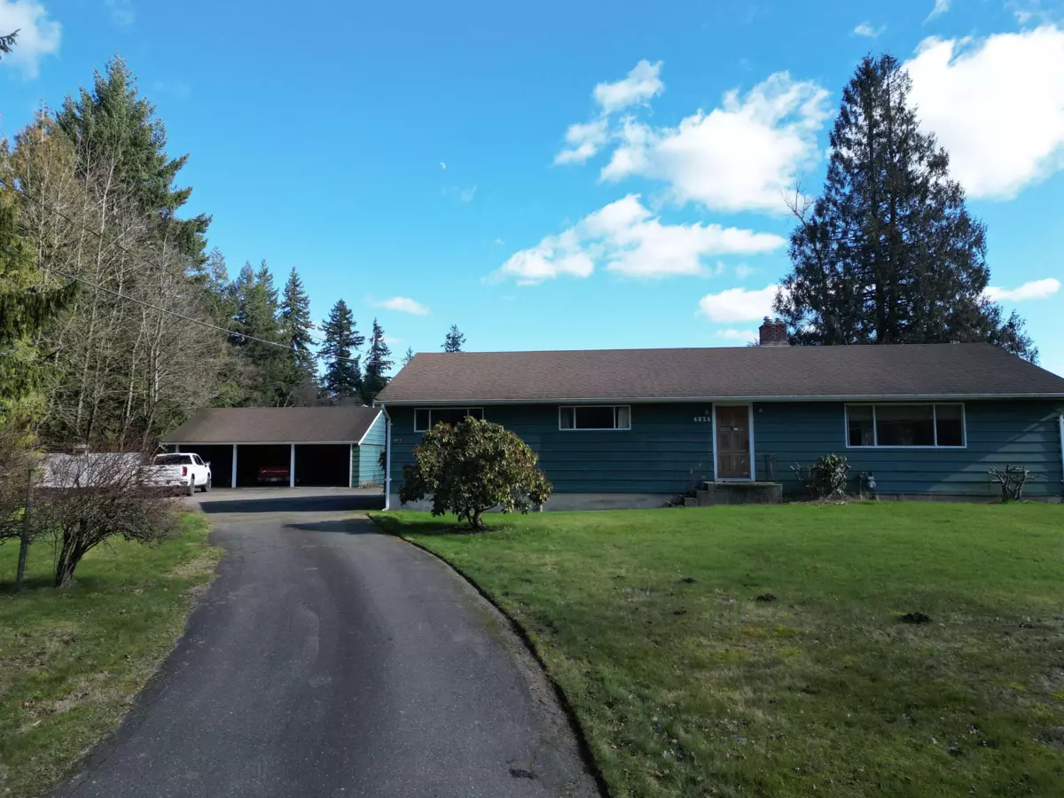Family Room Photo of 4824 248 Street, Langley, BC