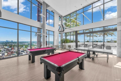 Kitchen Island Photo of 3605 128 W Cordova Street, Vancouver, BC