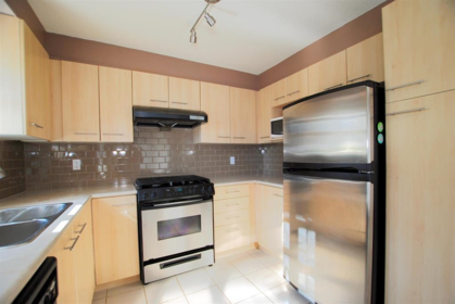 Kitchen Photo of 3306 5119 Garden City Road, Richmond, BC