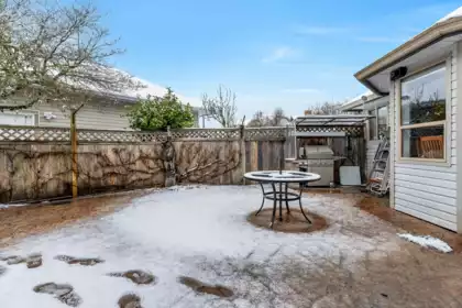 Hot Tub / Spa Photo of 1372 Oxford Street, Coquitlam, BC