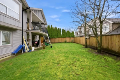 Backyard Photo of 32758 Lightbody Street, Mission, BC