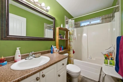 Basement Recreation Room Photo of 32758 Lightbody Street, Mission, BC