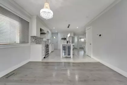 Breakfast Nook Photo of 6805 Sherbrooke Street, Vancouver, BC