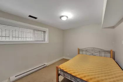 Swimming Pool Photo of 6805 Sherbrooke Street, Vancouver, BC
