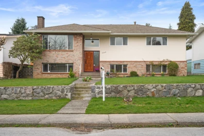 1743 Taralawn Court, Burnaby, BC, Burnaby — Single Family Residence for sale