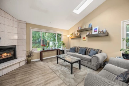 Kitchen Island Photo of 20185 Grade Crescent, Langley, BC