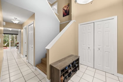 Kitchen Photo of 20185 Grade Crescent, Langley, BC