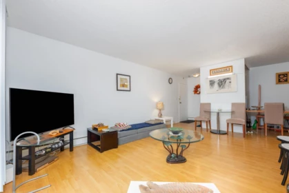 310 7240 Lindsay Road, Richmond, BC, Richmond — Apartment/Condo for sale