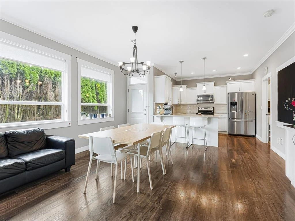 Dining Area Photo of 3 45995 Stevenson Road, Chilliwack, BC