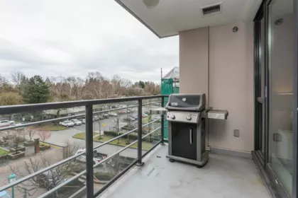 Guest Bathroom Photo of 402 12079 Harris Road, Pitt Meadows, BC