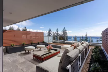 Front Yard Photo of 409 3963 Uplands Way, West Vancouver, BC