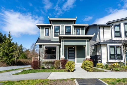 13927 60 Avenue, Surrey, BC, Surrey — Single Family Residence for sale