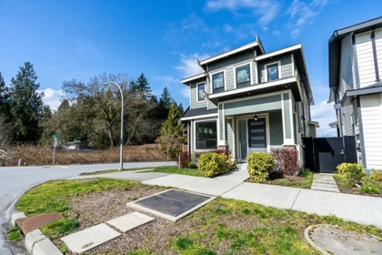 13927 60 Avenue, Surrey, BC, Surrey — Single Family Residence for sale