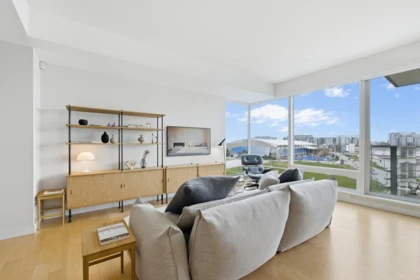605 5199 Brighouse Way, Richmond, BC, Richmond — Apartment/Condo for sale