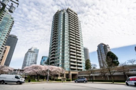 2504 4398 Buchanan Street, Burnaby, BC