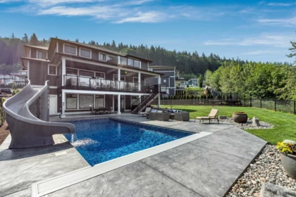 Fitness Center Photo Near 11011 Carmichael Street, Maple Ridge, BC