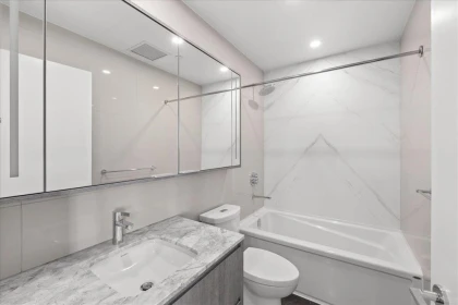 Primary Bathroom Photo of 802 1441 Johnston Road, White Rock, BC