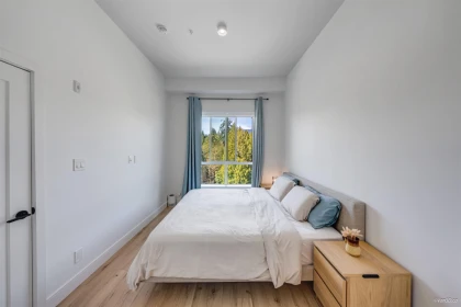 Mudroom Photo of 617 55 Klahanie Drive, Port Moody, BC