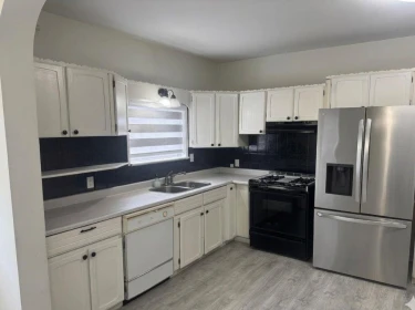 Primary Bedroom Photo of 11332 124 Street, Surrey, BC