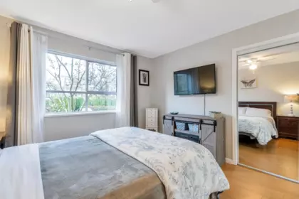 Guest Bathroom Photo of 102 4758 53 Street, Delta, BC