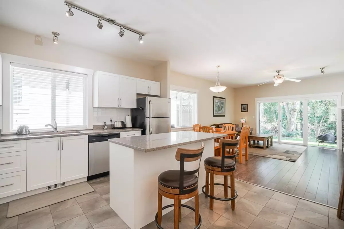Living Room Photo of 4 11540 Glacier Drive, Mission, BC
