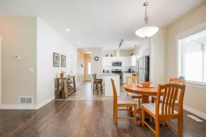 Breakfast Nook Photo of 4 11540 Glacier Drive, Mission, BC