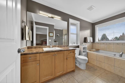 Basement Recreation Room Photo of 11812 191a Street, Pitt Meadows, BC