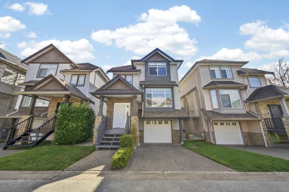 Garden / Landscaping Photo of 11812 191a Street, Pitt Meadows, BC