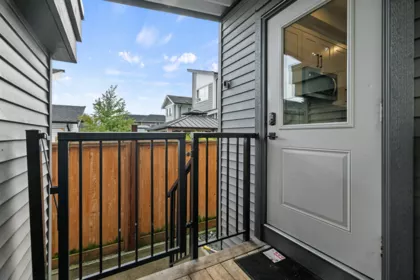 Backyard Photo of 34609 2 Avenue, Abbotsford, BC
