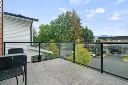 Outdoor Deck Photo of 34609 2 Avenue, Abbotsford, BC