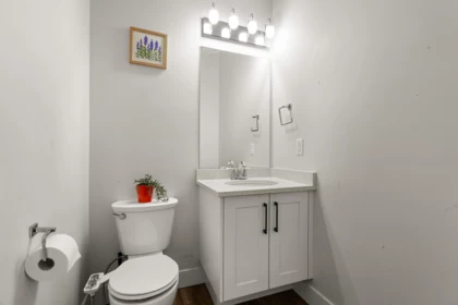 Primary Bedroom Photo of 34609 2 Avenue, Abbotsford, BC